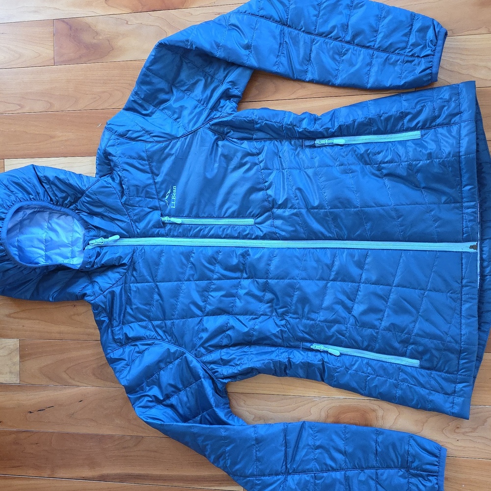 LL Bean Packaway Water Resistant Hooded Jacket Size Small - Picture 2 of 11